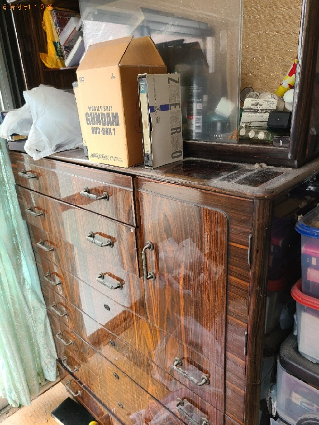 本棚、衣装ケース、布団、衣類、タンス、一般ごみ等の回収・処分